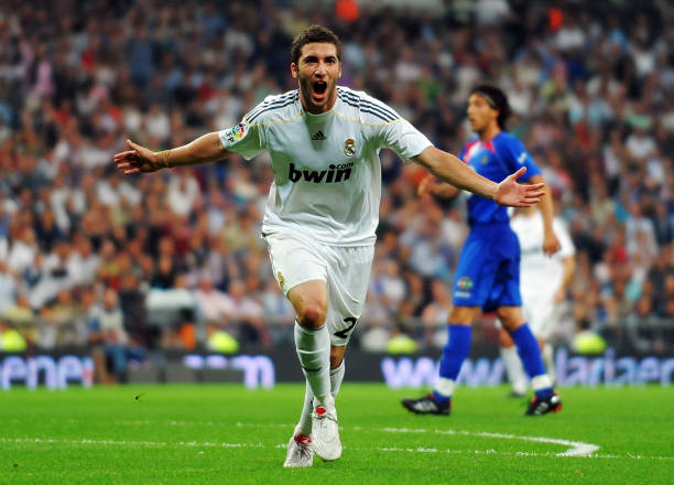 晚间赛事速递：今日欧洲联赛赛果预测与赔率解读