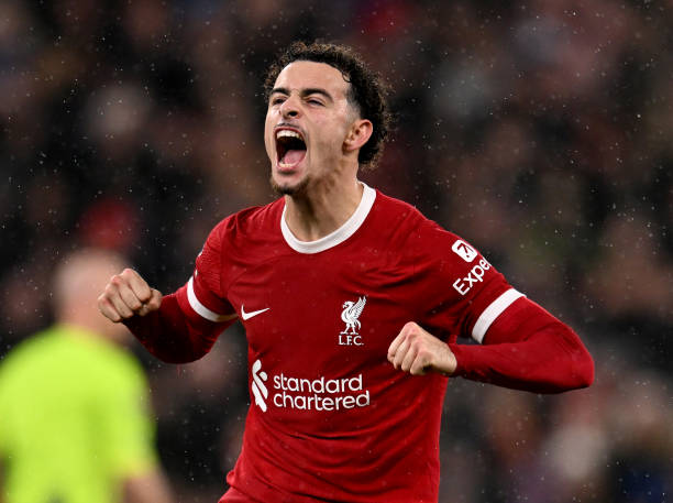 哪个平台能看足球比赛？国内外直播渠道全解析