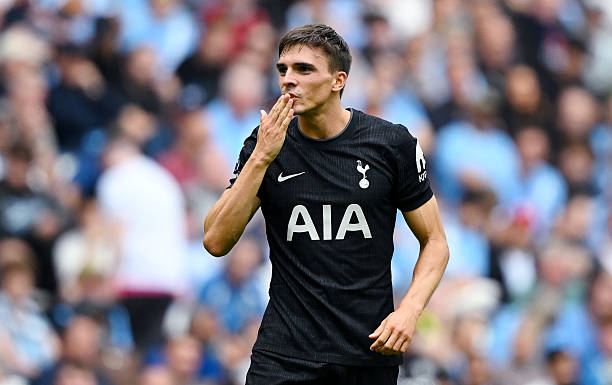 恒大与英超保级队实力对比：战术、球员、体能全方位分析