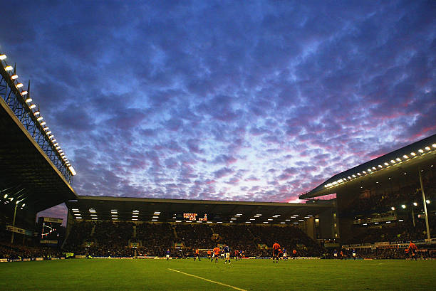 警报！“莱万状态”下滑，巴萨锋线危机浮现？