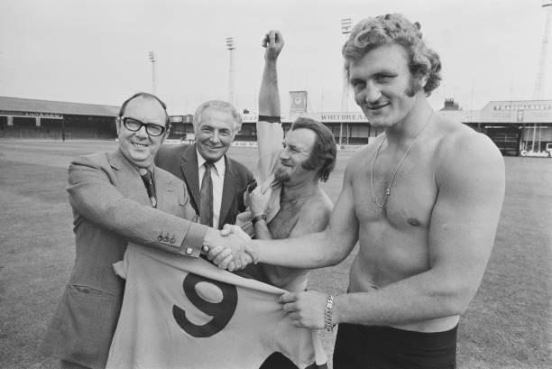 国米主帅如何排兵布阵？欧冠决赛首发阵容深度分析