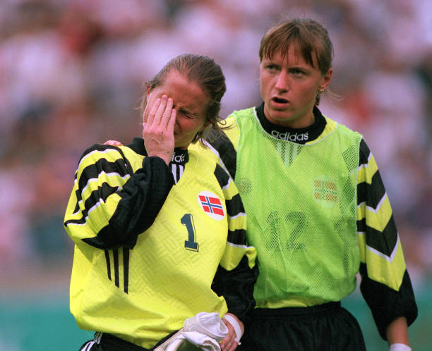 齐达内为什么选择5号球衣？背后的故事揭秘