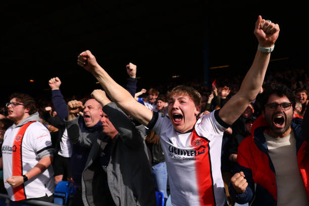 姆巴佩之后：谁将成为足坛新一代领军人物？