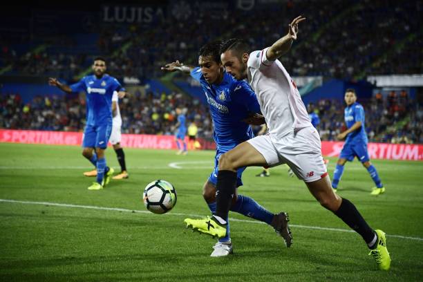 利物浦欧冠首发出炉！萨拉赫领衔，范迪克坐镇后防