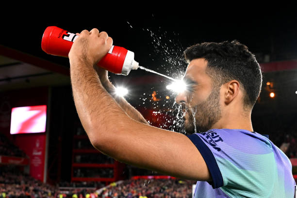 从球迷到队友一致认可，萨拉赫毫无悬念当选队内最佳