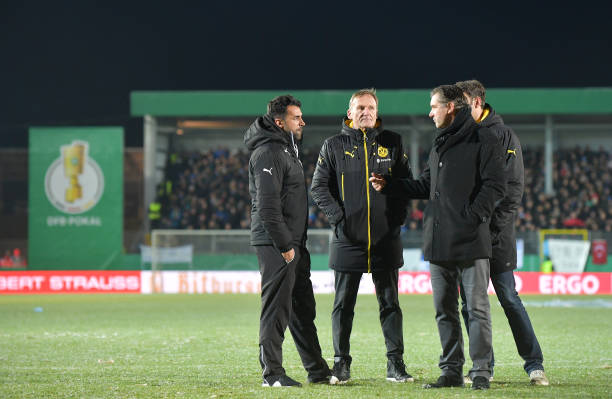 辽宁队战术体系解析：4-4-2还是3-5-2更合适？