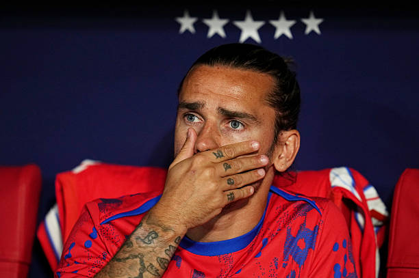 韩国足球总杯决赛直播：豪门对决，谁能问鼎冠军？