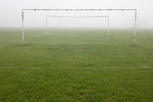 挑战C罗的头球高度：你能跳得比他更高吗？