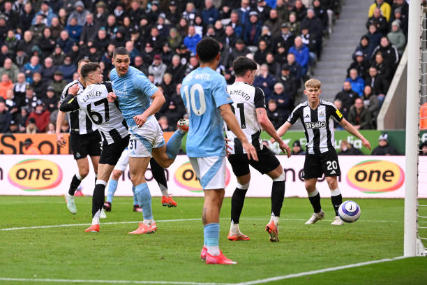 专家解读：CCTV5本周德甲直播战术分析——弗赖堡如何限制凯恩？