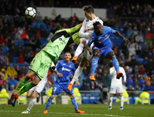 C罗领衔球队大胜！最新比赛梅开二度征服球迷