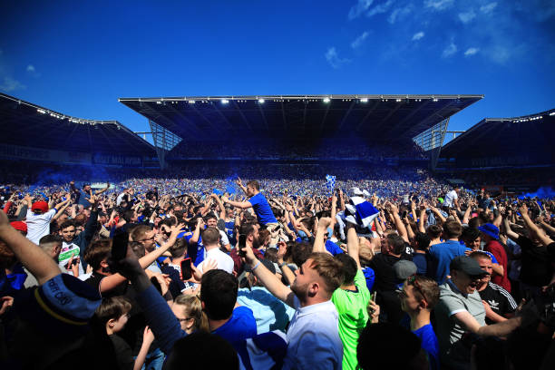 横梁的“无情拒绝”：盘点勺子球中柱的经典时刻