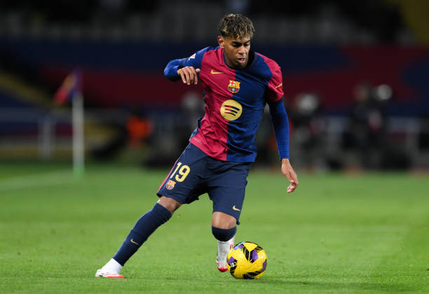 乐动足球俱乐部战术解析：如何打造你的不败之师