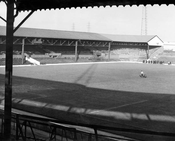 对比原版！实况足球2010汉化版有哪些改进？