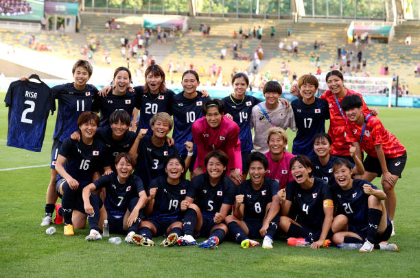 2022欧冠八强对阵预测：基于淘汰赛首轮表现分析