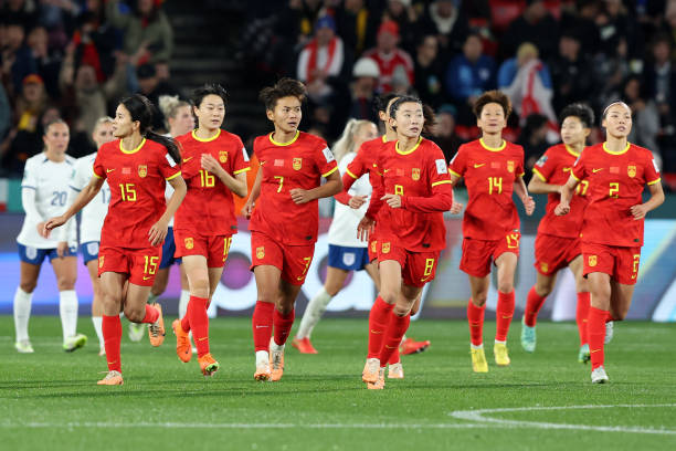 球场外的C罗：阳光型男的日常穿搭指南