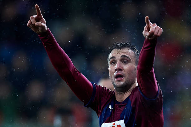 C罗最新赛程更新，别错过他的精彩表现！