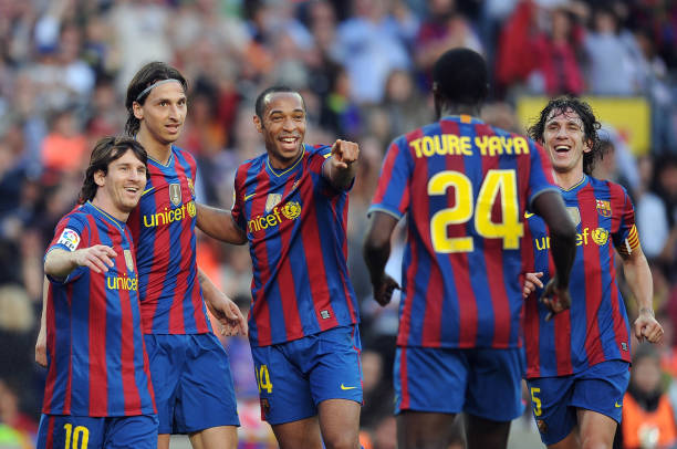 欧冠半决赛精彩回顾：皇马与巴黎的经典之战