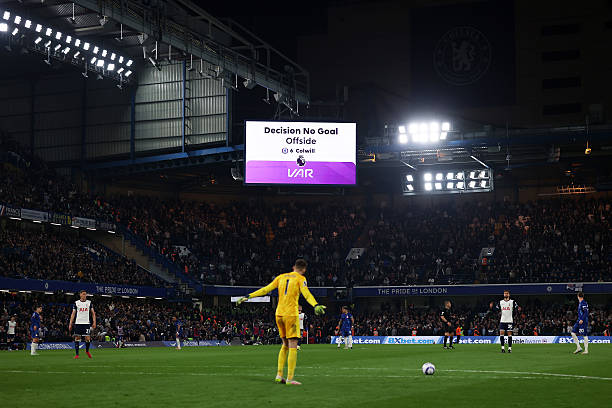 省钱看球攻略：抖音免费足球直播与其他平台对比