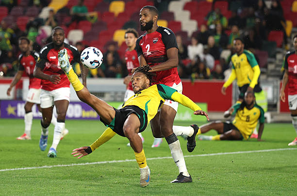 赛事时间速递：今晚足球赛几点到几点？