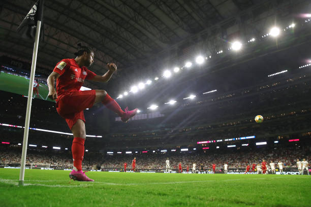 佛山足球俱乐部诚邀各路人才，携手打造一流球队！