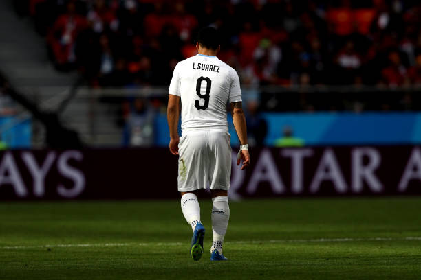 射门速度与力量：揭秘职业球员如何练就超强爆发力