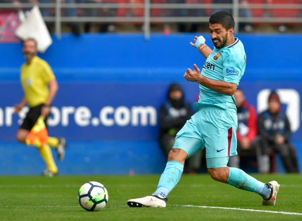 诡异梦境：足球比赛现场竟空无一人