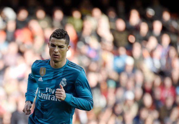 英超赛场现另类庆祝！林加德吹笛子引爆社交媒体