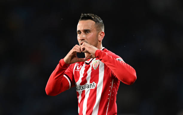 实况足球玩家预测：C罗退役时间与游戏内影响分析