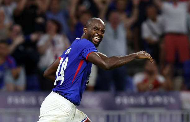 哈兰德欧冠表现分析：多特蒙德新星的崛起