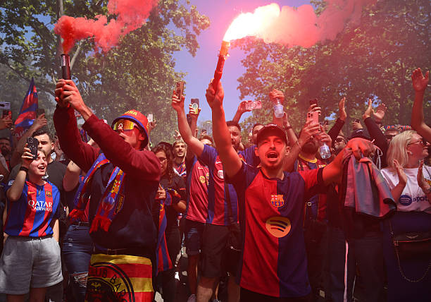 梅西告别巴黎，加盟迈阿密：转会直播回放完整解析