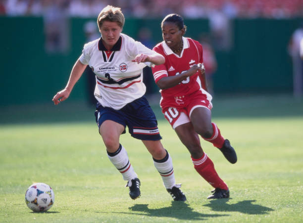 法国足球联赛系统官网：法国足球俱乐部注册与参赛指南