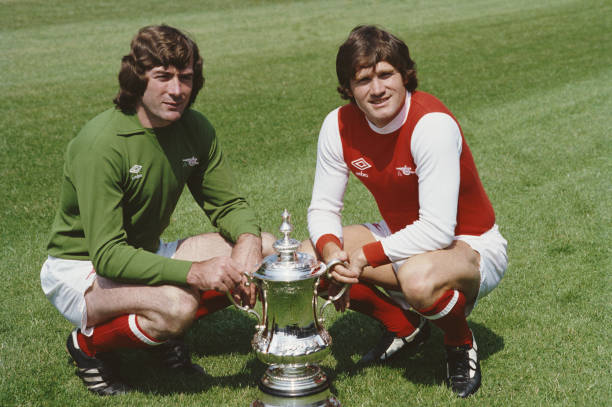 从人墙缝隙到绝对死角：任意球大师的高光时刻合集