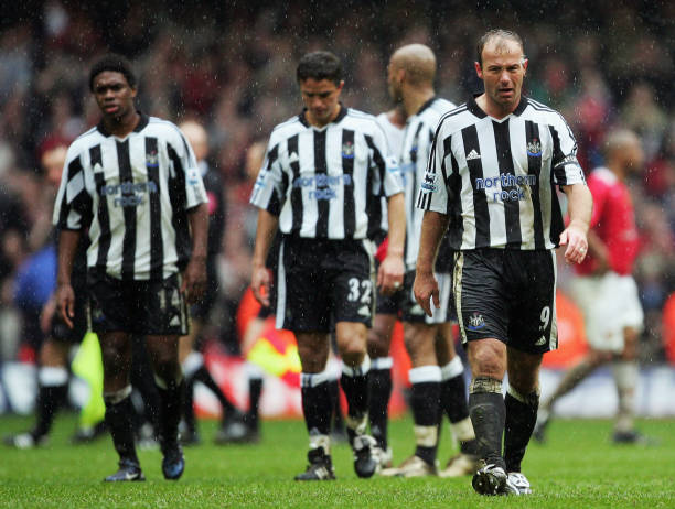 欧冠16强首回合全赛果：进球、红黄牌及关键瞬间