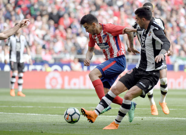 队徽中的足球哲学：梅西队伍标志的深层含义