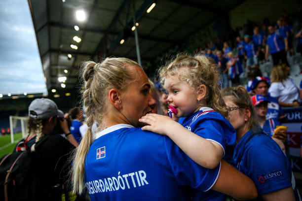 （从应用场景出发，定位为派对游戏）