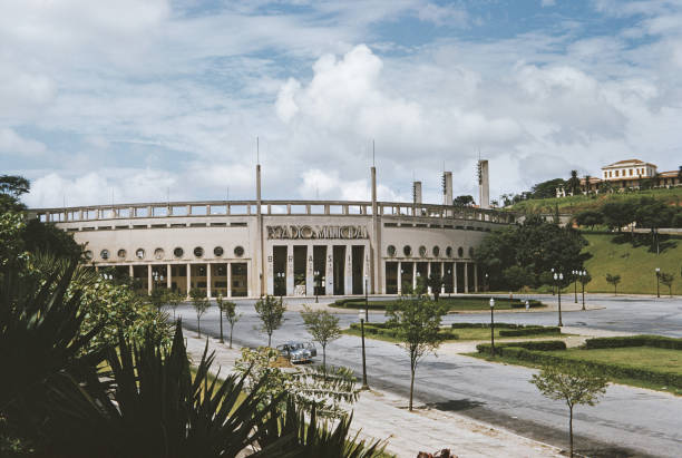 从法国到欧洲：普拉蒂尼如何成为任意球大师？