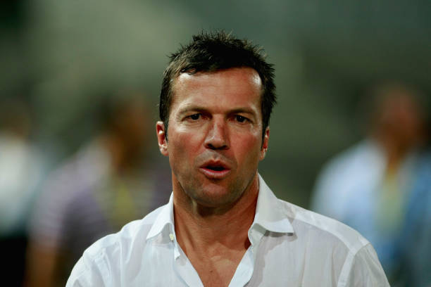 教练视角：如何平衡点球手与战术核心的角色分配