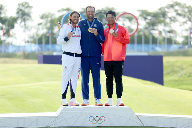 国乒新老交替：解读马龙缺席巴黎奥运会单打名单