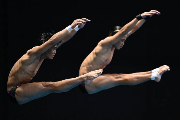 吴敏霞腾讯微博更新动态，分享新书推荐与阅读心得。