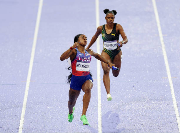 李宁短跑鞋科技解析：了解这些再买不踩雷