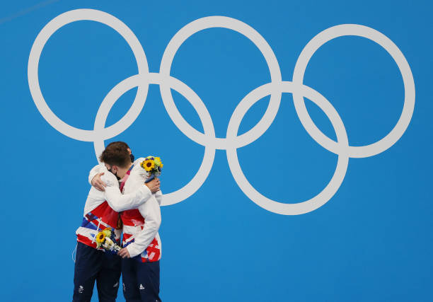 探秘上马路线：沿途补给点、医疗站及观众加油区域