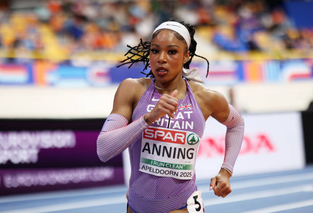 新一代的崛起：当今美国女子短跑的领军人物与未来之星