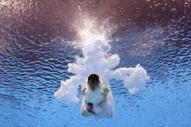 孙杨女儿出生时间终于揭晓，一家三口幸福满满