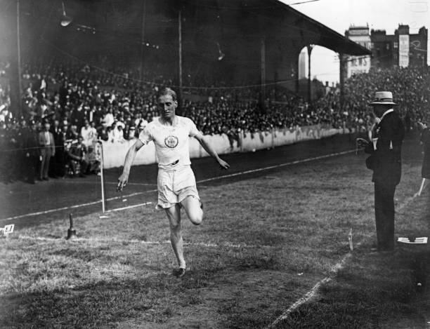 陈芋汐身高是否影响她的跳水表现？专家解析