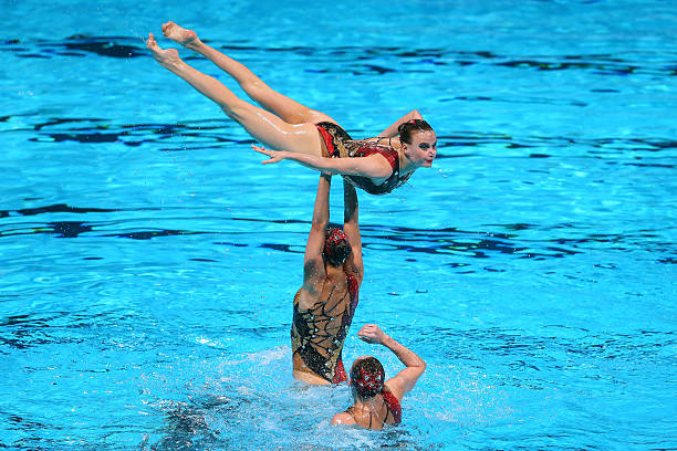 立定三级跳远完整教学：从零基础到掌握技巧