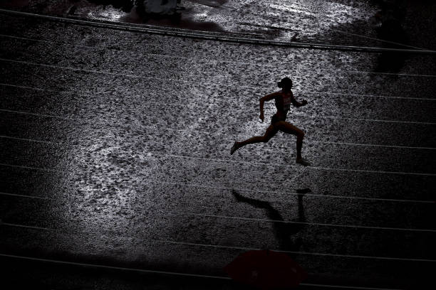 博尔特百米极限速度揭秘：人类速度的天花板在哪里？