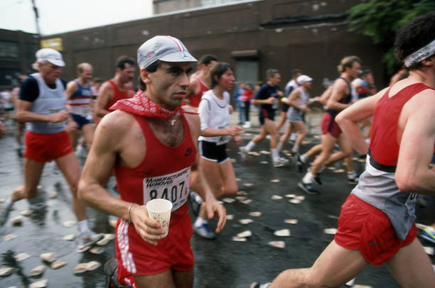 宁泽涛退役引发思考：运动员生涯的挑战与抉择