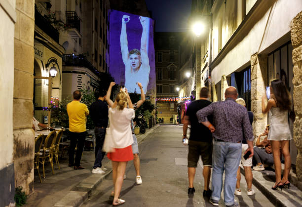 游泳达人的秘密武器：这些工具让游泳变得更轻松