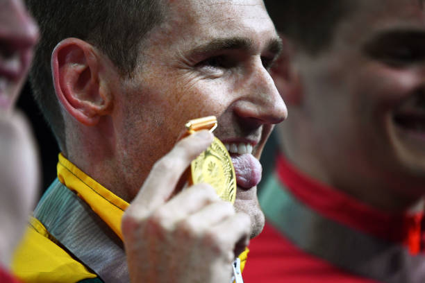 50岁才开始学游泳？这些技巧帮你轻松入门！