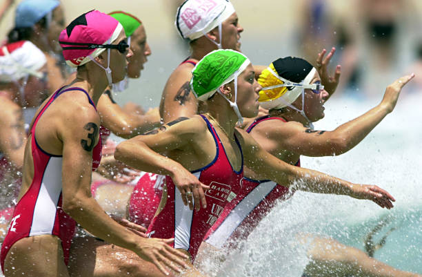 女性游泳后如何避免寒气入侵？